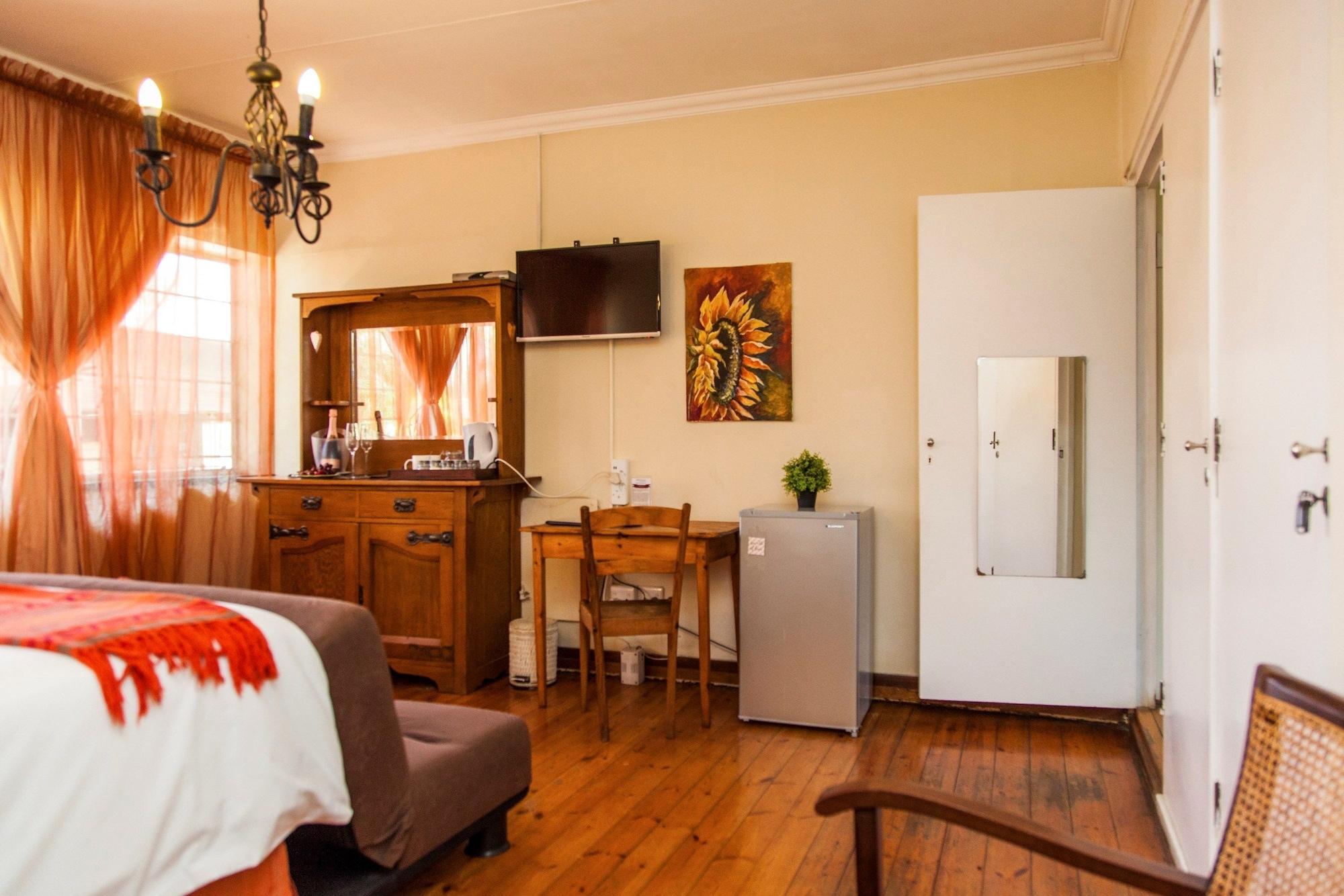 3@Marion Guest House Pretoria-Noord Eksteriør bilde