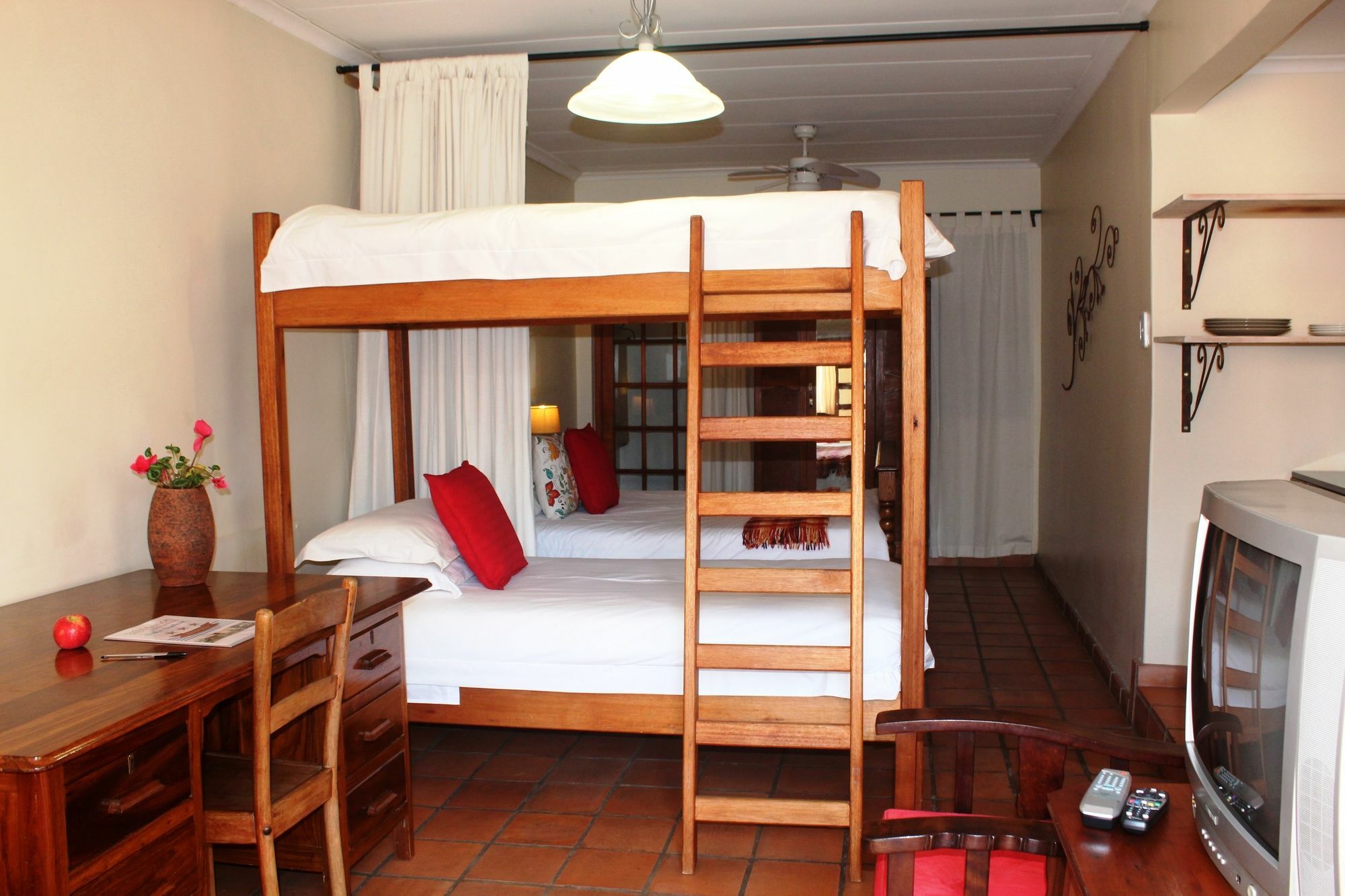 3@Marion Guest House Pretoria-Noord Eksteriør bilde